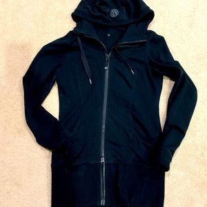 Lululemon longer style hoodie size 8